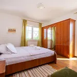 Holiday home Skabrnja 79 With Outdoor Swimmingpool *